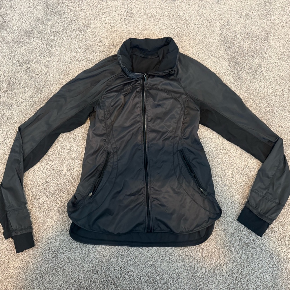 lululemon athletica black reflective wind jacket with hidden hood